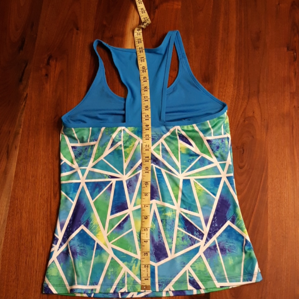 Geometric Pattern Workout Tank - Picture 4 of 8